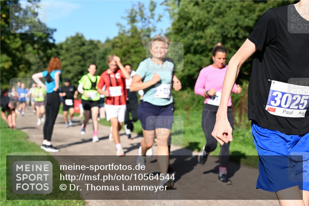 27.09.2026 - 35. Volkslauf durch das schöne Alstertal Dr. Thomas Lammeyer http://msf.ph/oto/10564544 27.09.2026 10:35:32 Laufen 3025 meine-sportfotos.de