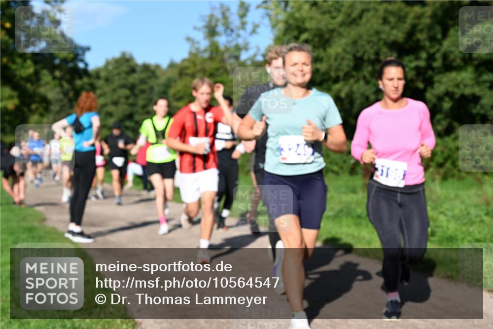 27.09.2026 - 35. Volkslauf durch das schöne Alstertal Dr. Thomas Lammeyer http://msf.ph/oto/10564547 27.09.2026 10:35:33 Laufen 3198 meine-sportfotos.de