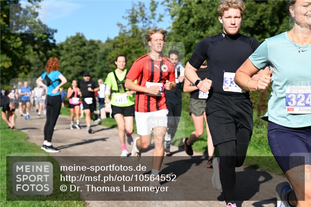 27.09.2026 - 35. Volkslauf durch das schöne Alstertal Dr. Thomas Lammeyer http://msf.ph/oto/10564552 27.09.2026 10:35:34 Laufen 133, 1324 meine-sportfotos.de