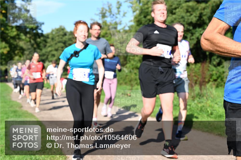27.09.2026 - 35. Volkslauf durch das schöne Alstertal Dr. Thomas Lammeyer http://msf.ph/oto/10564606 27.09.2026 10:35:41 Laufen  meine-sportfotos.de