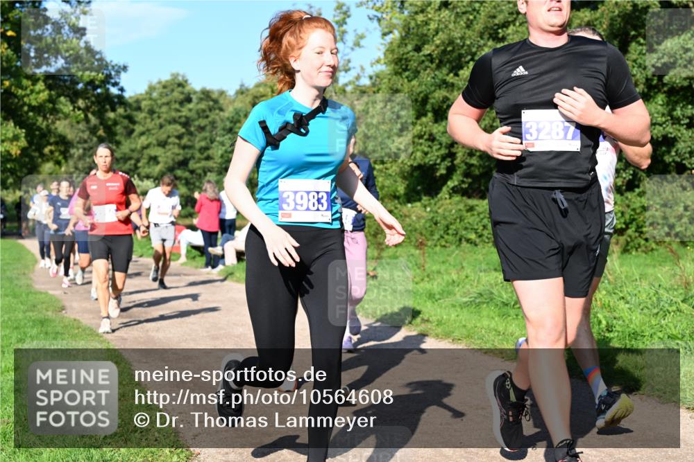 27.09.2026 - 35. Volkslauf durch das schöne Alstertal Dr. Thomas Lammeyer http://msf.ph/oto/10564608 27.09.2026 10:35:42 Laufen 3983, 0, 3287 meine-sportfotos.de