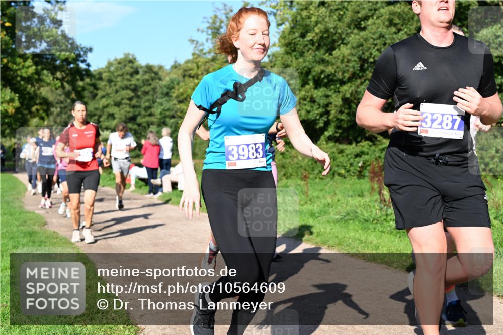 27.09.2026 - 35. Volkslauf durch das schöne Alstertal Dr. Thomas Lammeyer http://msf.ph/oto/10564609 27.09.2026 10:35:42 Laufen 3983, 3287 meine-sportfotos.de