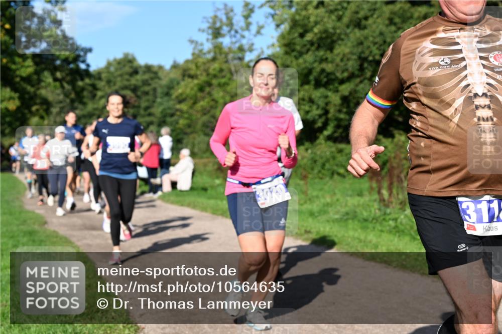 27.09.2026 - 35. Volkslauf durch das schöne Alstertal Dr. Thomas Lammeyer http://msf.ph/oto/10564635 27.09.2026 10:35:45 Laufen 3020, 3119 meine-sportfotos.de