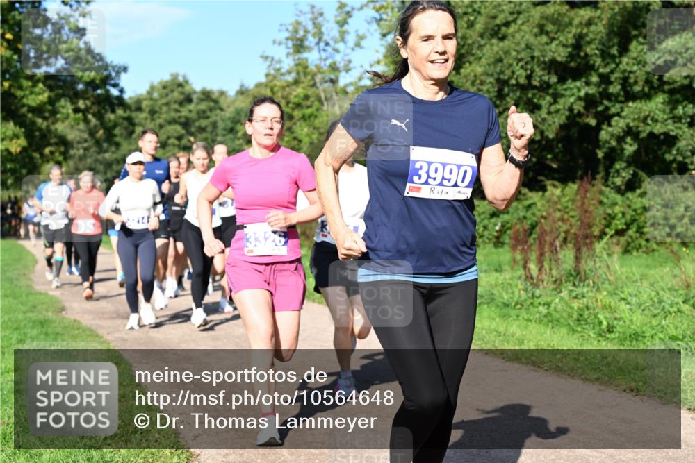 27.09.2026 - 35. Volkslauf durch das schöne Alstertal Dr. Thomas Lammeyer http://msf.ph/oto/10564648 27.09.2026 10:35:47 Laufen 3990 meine-sportfotos.de