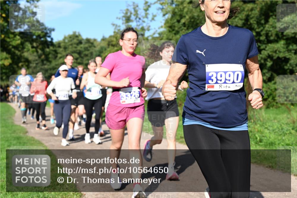 27.09.2026 - 35. Volkslauf durch das schöne Alstertal Dr. Thomas Lammeyer http://msf.ph/oto/10564650 27.09.2026 10:35:48 Laufen 3990 meine-sportfotos.de