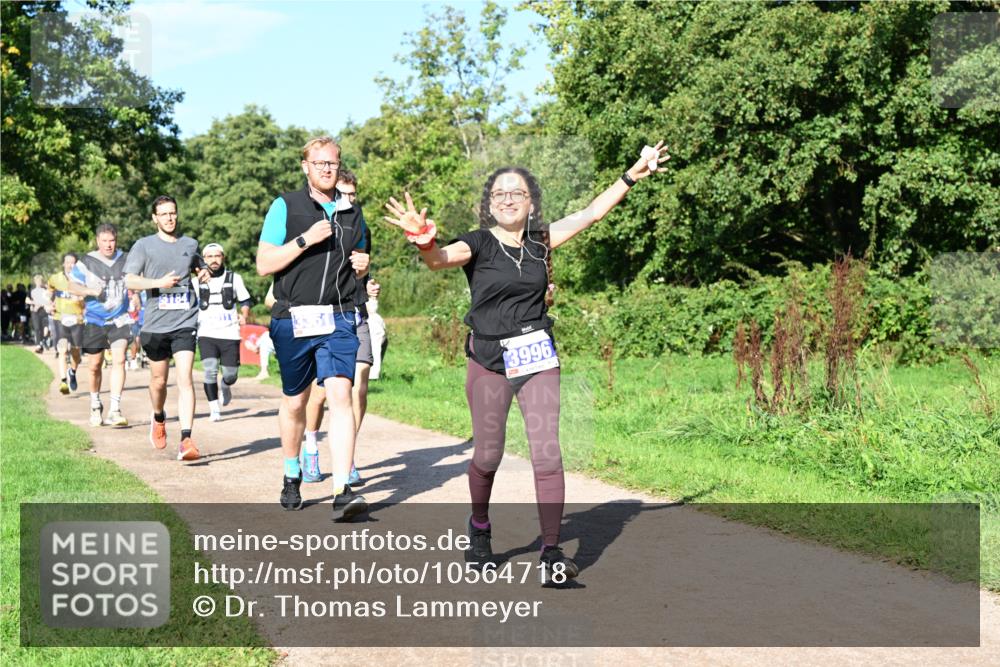 27.09.2026 - 35. Volkslauf durch das schöne Alstertal Dr. Thomas Lammeyer http://msf.ph/oto/10564718 27.09.2026 10:35:58 Laufen 3184, 3996 meine-sportfotos.de
