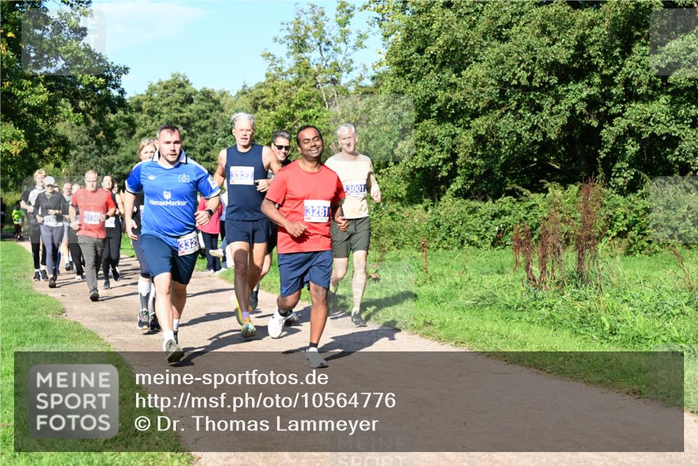 27.09.2026 - 35. Volkslauf durch das schöne Alstertal Dr. Thomas Lammeyer http://msf.ph/oto/10564776 27.09.2026 10:36:06 Laufen  meine-sportfotos.de