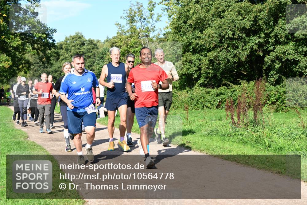27.09.2026 - 35. Volkslauf durch das schöne Alstertal Dr. Thomas Lammeyer http://msf.ph/oto/10564778 27.09.2026 10:36:07 Laufen 07, 3196, 3327 meine-sportfotos.de
