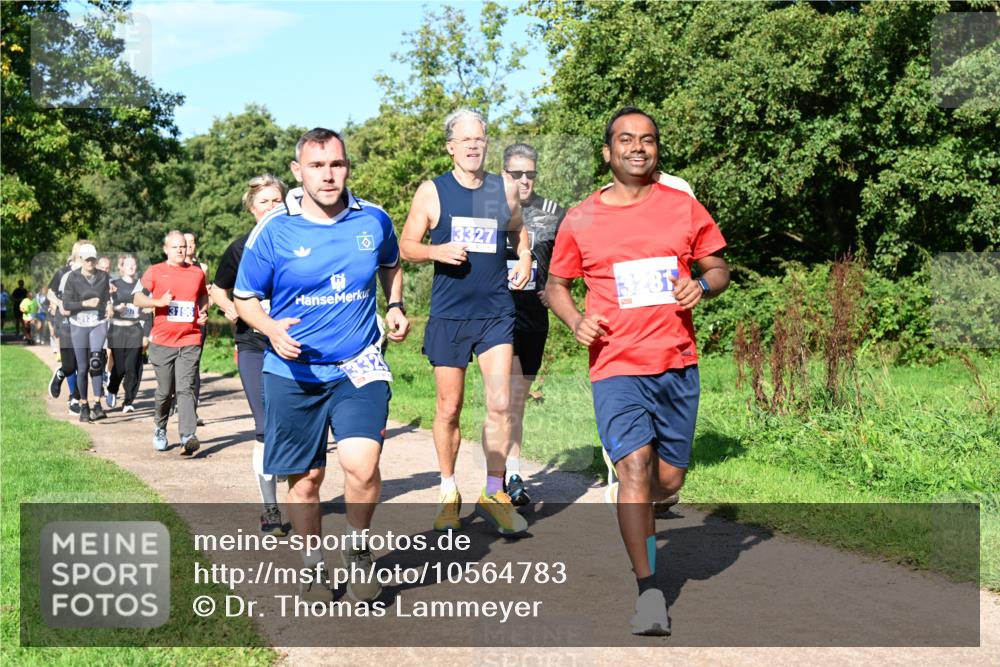 27.09.2026 - 35. Volkslauf durch das schöne Alstertal Dr. Thomas Lammeyer http://msf.ph/oto/10564783 27.09.2026 10:36:07 Laufen 3327, 3281 meine-sportfotos.de