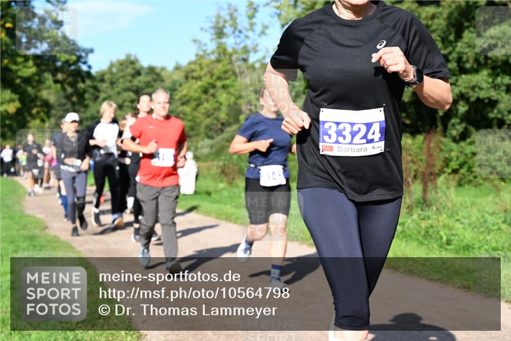 27.09.2026 - 35. Volkslauf durch das schöne Alstertal Dr. Thomas Lammeyer http://msf.ph/oto/10564798 27.09.2026 10:36:09 Laufen 3324 meine-sportfotos.de