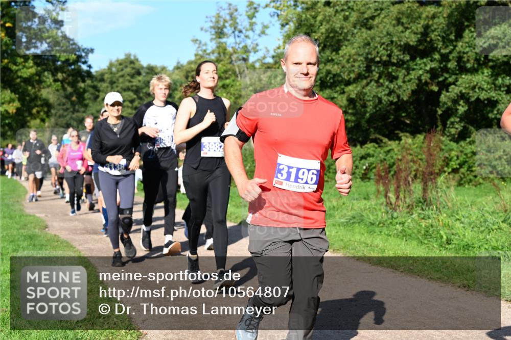 27.09.2026 - 35. Volkslauf durch das schöne Alstertal Dr. Thomas Lammeyer http://msf.ph/oto/10564807 27.09.2026 10:36:11 Laufen 3982, 3196 meine-sportfotos.de