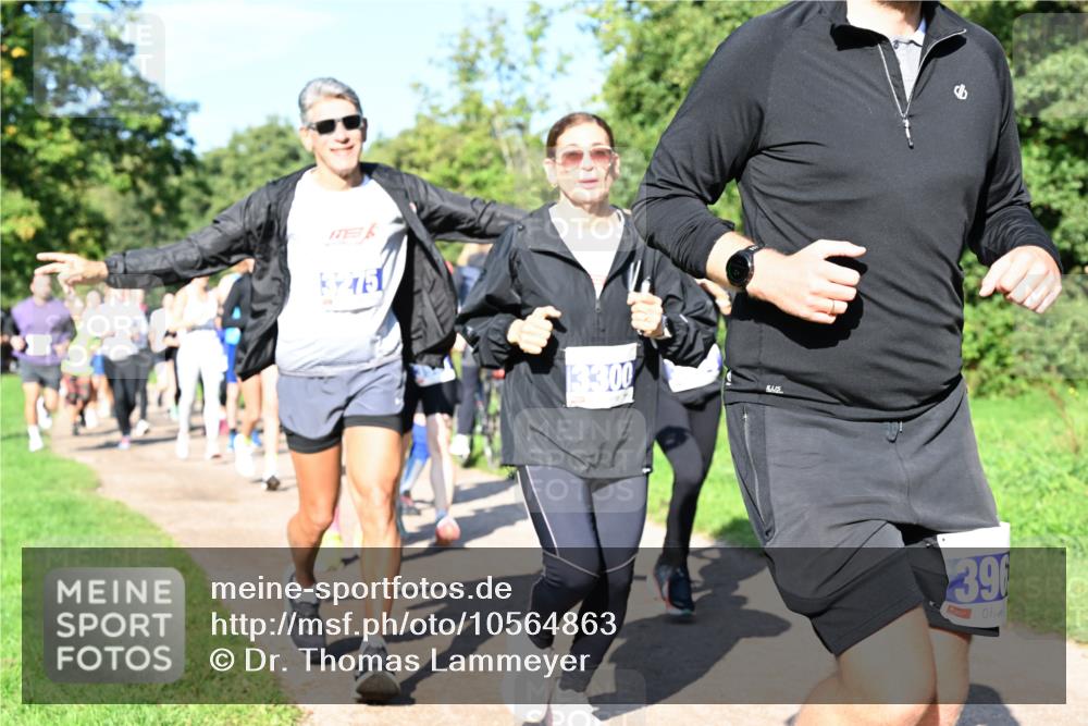 27.09.2026 - 35. Volkslauf durch das schöne Alstertal Dr. Thomas Lammeyer http://msf.ph/oto/10564863 27.09.2026 10:36:19 Laufen 32751, 3300, 39 meine-sportfotos.de
