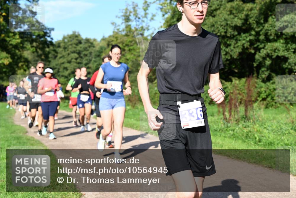27.09.2026 - 35. Volkslauf durch das schöne Alstertal Dr. Thomas Lammeyer http://msf.ph/oto/10564945 27.09.2026 10:36:31 Laufen 336 meine-sportfotos.de