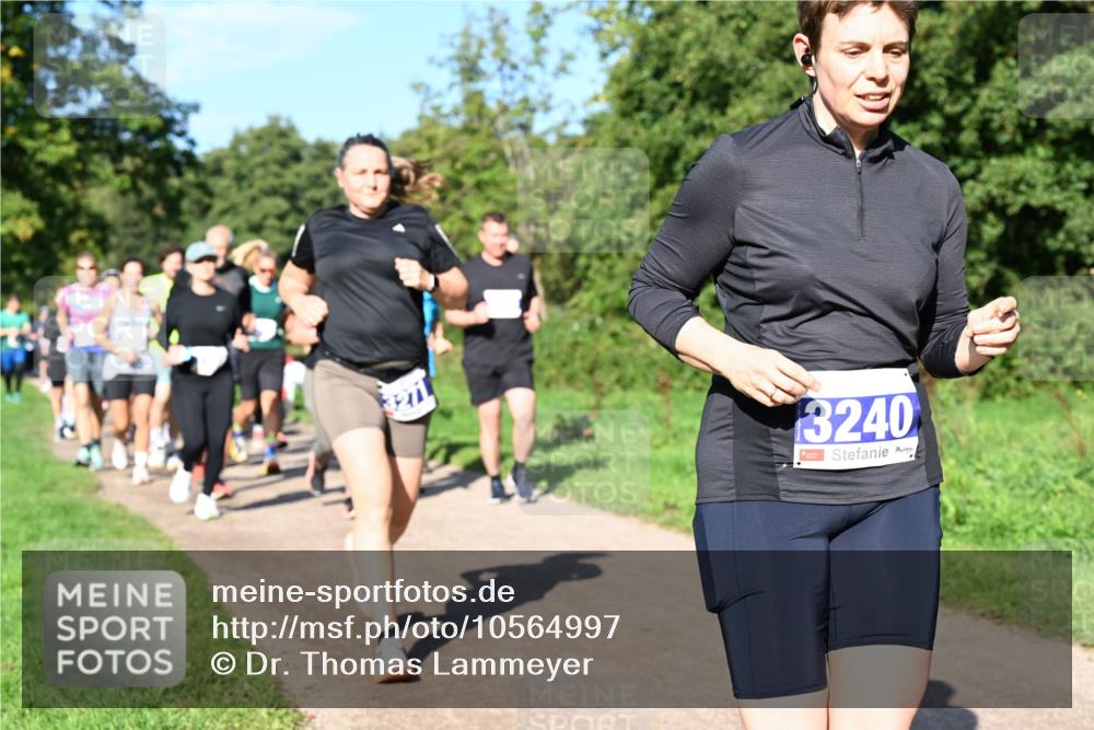 27.09.2026 - 35. Volkslauf durch das schöne Alstertal Dr. Thomas Lammeyer http://msf.ph/oto/10564997 27.09.2026 10:36:39 Laufen 9271, 3240 meine-sportfotos.de