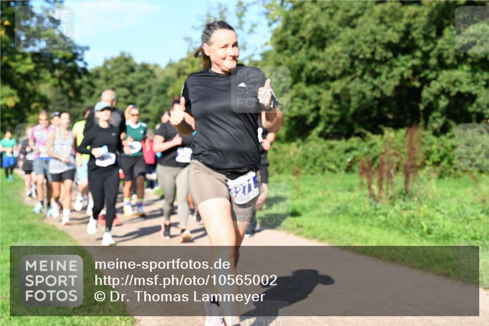27.09.2026 - 35. Volkslauf durch das schöne Alstertal Dr. Thomas Lammeyer http://msf.ph/oto/10565002 27.09.2026 10:36:40 Laufen 271 meine-sportfotos.de