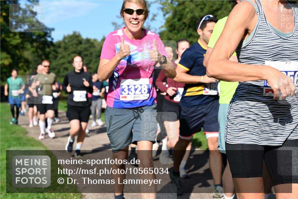 27.09.2026 - 35. Volkslauf durch das schöne Alstertal Dr. Thomas Lammeyer http://msf.ph/oto/10565034 27.09.2026 10:36:44 Laufen 3328, 56 meine-sportfotos.de