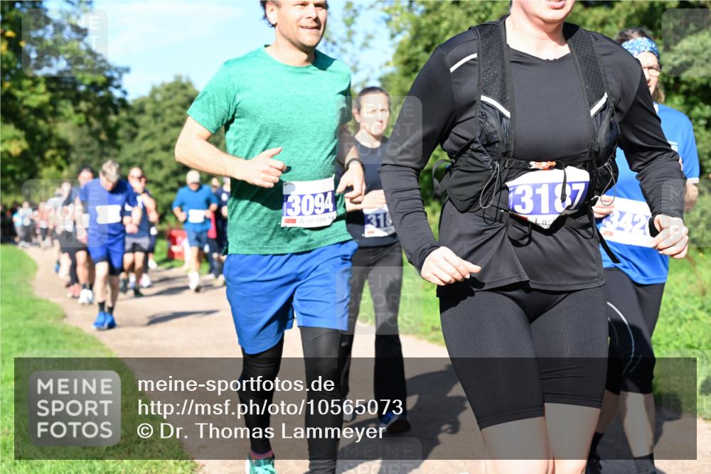 27.09.2026 - 35. Volkslauf durch das schöne Alstertal Dr. Thomas Lammeyer http://msf.ph/oto/10565073 27.09.2026 10:36:50 Laufen 3187, 3420, 30942 meine-sportfotos.de