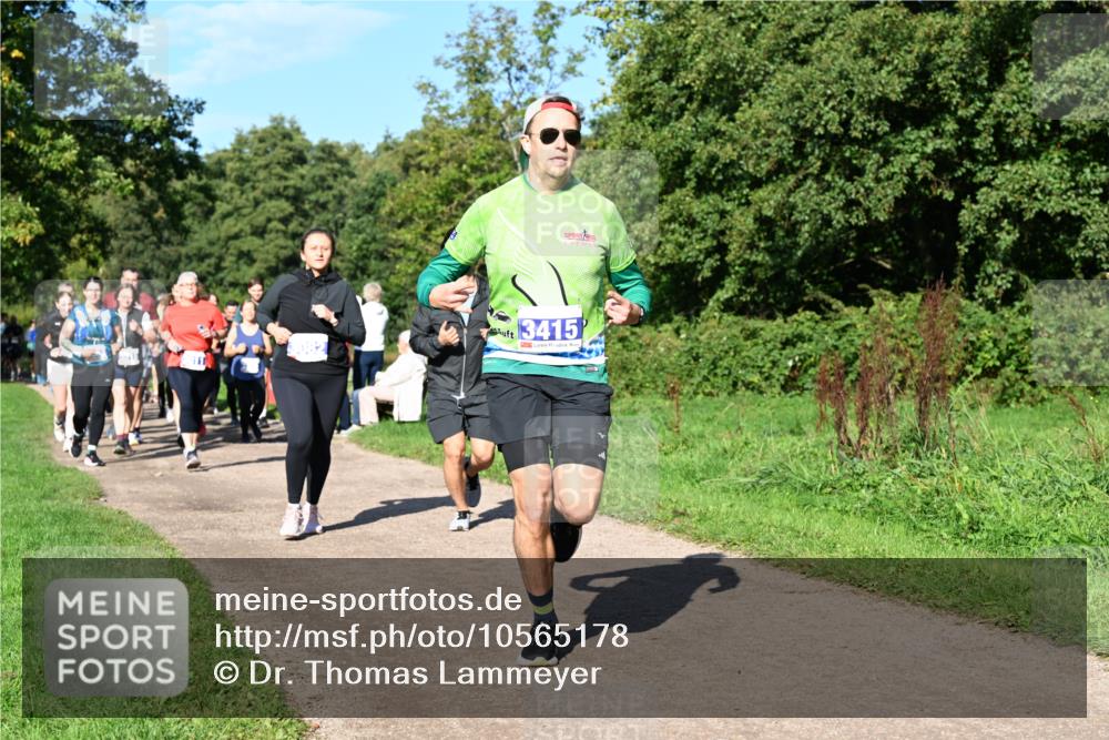 27.09.2026 - 35. Volkslauf durch das schöne Alstertal Dr. Thomas Lammeyer http://msf.ph/oto/10565178 27.09.2026 10:37:03 Laufen 3415 meine-sportfotos.de