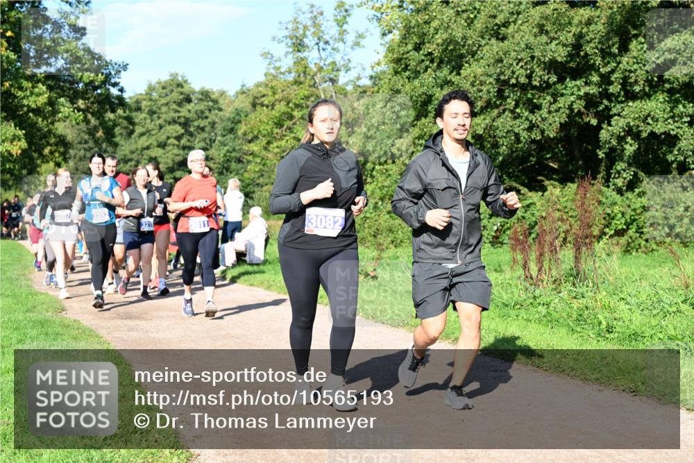 27.09.2026 - 35. Volkslauf durch das schöne Alstertal Dr. Thomas Lammeyer http://msf.ph/oto/10565193 27.09.2026 10:37:05 Laufen 3215, 3011, 3082 meine-sportfotos.de