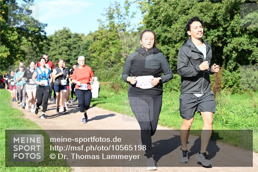 27.09.2026 - 35. Volkslauf durch das schöne Alstertal Dr. Thomas Lammeyer http://msf.ph/oto/10565198 27.09.2026 10:37:05 Laufen 3082 meine-sportfotos.de