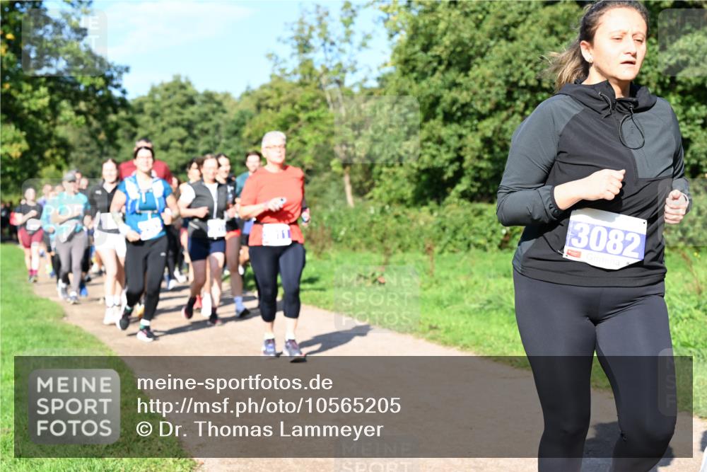 27.09.2026 - 35. Volkslauf durch das schöne Alstertal Dr. Thomas Lammeyer http://msf.ph/oto/10565205 27.09.2026 10:37:06 Laufen 3082 meine-sportfotos.de