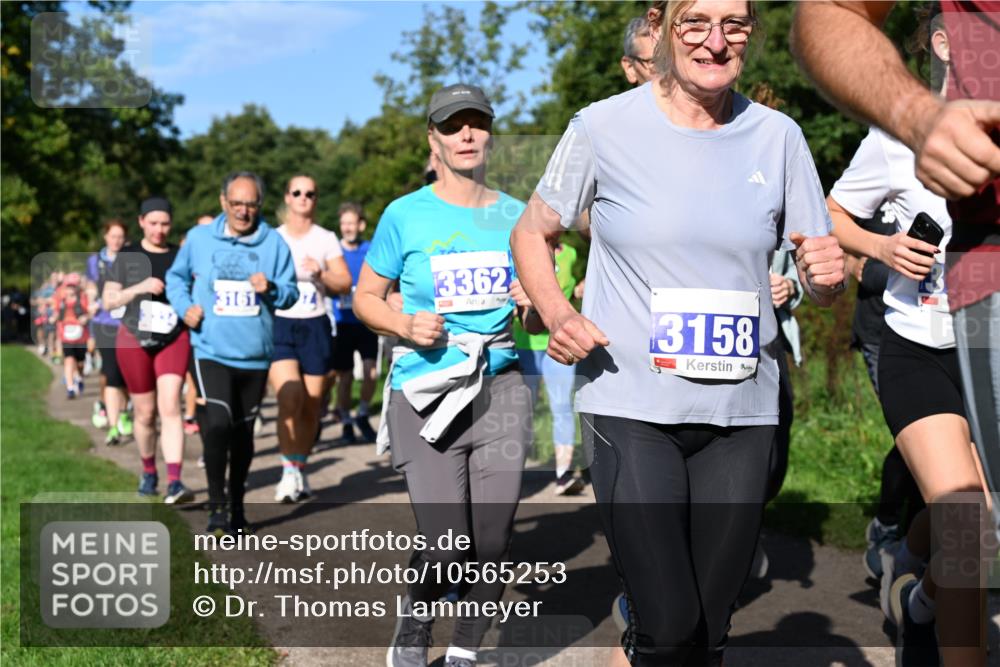 27.09.2026 - 35. Volkslauf durch das schöne Alstertal Dr. Thomas Lammeyer http://msf.ph/oto/10565253 27.09.2026 10:37:11 Laufen 31612, 3362, 3158 meine-sportfotos.de