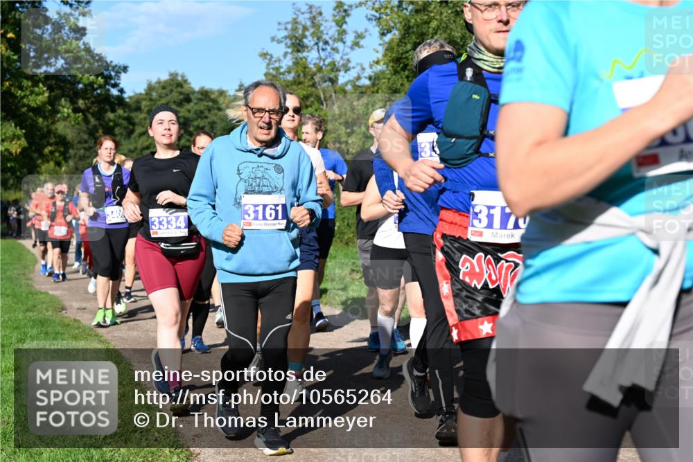 27.09.2026 - 35. Volkslauf durch das schöne Alstertal Dr. Thomas Lammeyer http://msf.ph/oto/10565264 27.09.2026 10:37:13 Laufen 3334, 3161, 317 meine-sportfotos.de