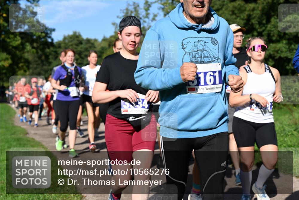 27.09.2026 - 35. Volkslauf durch das schöne Alstertal Dr. Thomas Lammeyer http://msf.ph/oto/10565276 27.09.2026 10:37:14 Laufen 161 meine-sportfotos.de