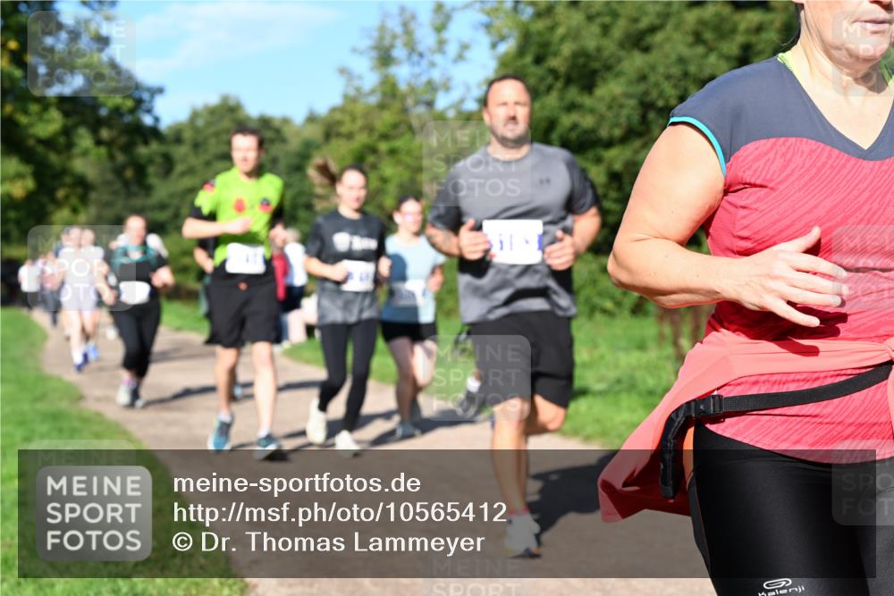 27.09.2026 - 35. Volkslauf durch das schöne Alstertal Dr. Thomas Lammeyer http://msf.ph/oto/10565412 27.09.2026 10:37:29 Laufen  meine-sportfotos.de