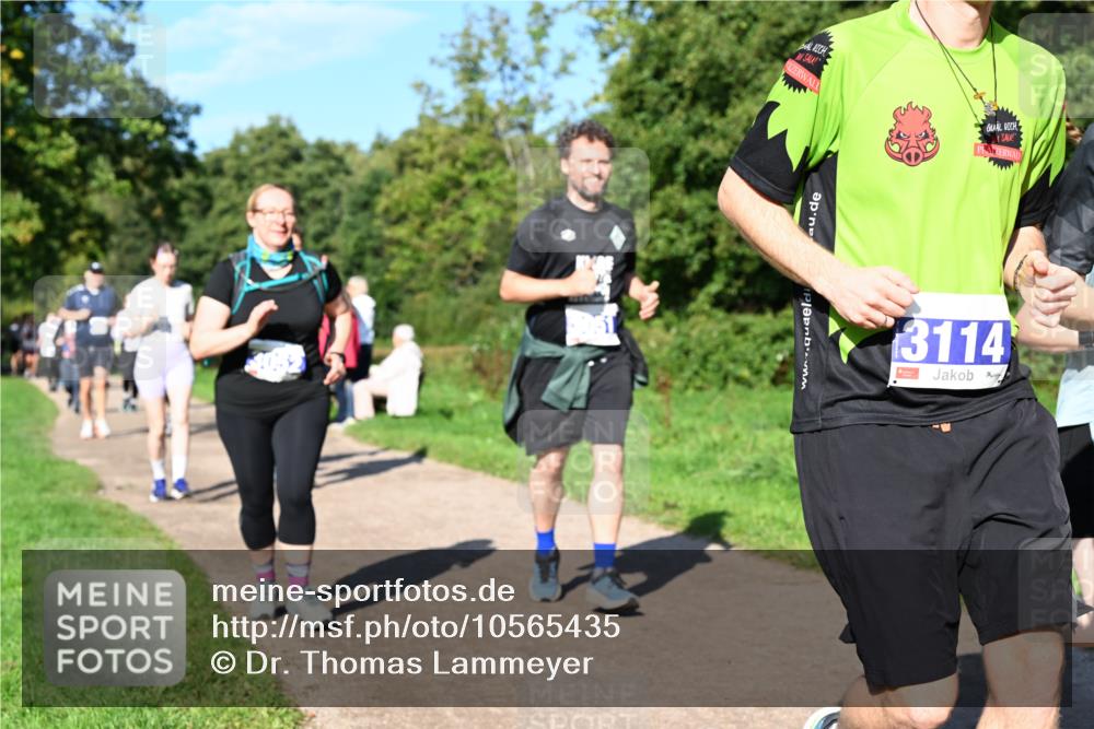 27.09.2026 - 35. Volkslauf durch das schöne Alstertal Dr. Thomas Lammeyer http://msf.ph/oto/10565435 27.09.2026 10:37:31 Laufen 3114 meine-sportfotos.de