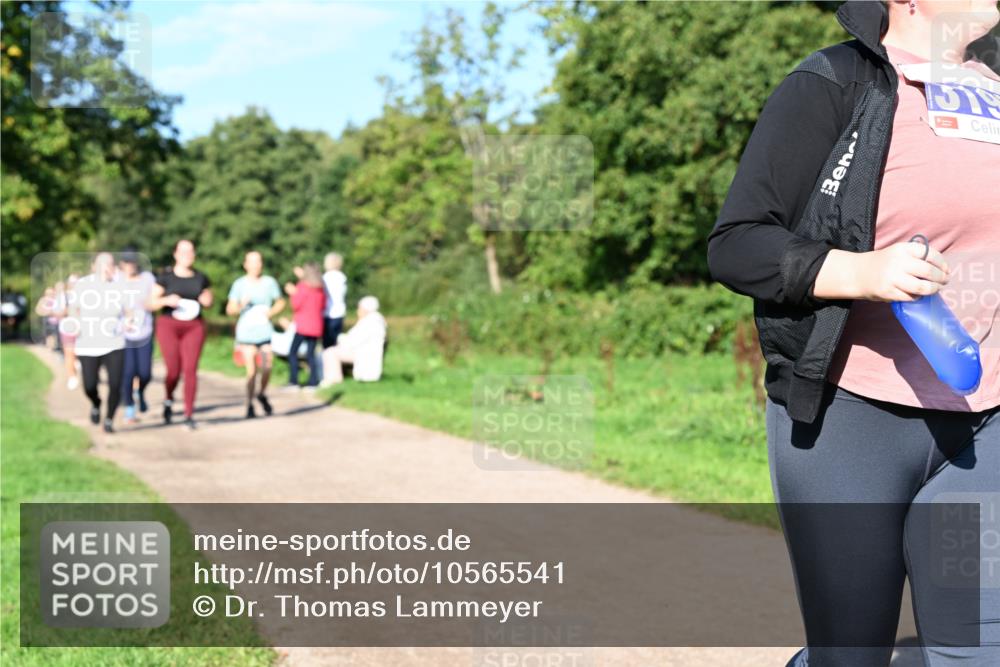 27.09.2026 - 35. Volkslauf durch das schöne Alstertal Dr. Thomas Lammeyer http://msf.ph/oto/10565541 27.09.2026 10:37:43 Laufen  meine-sportfotos.de