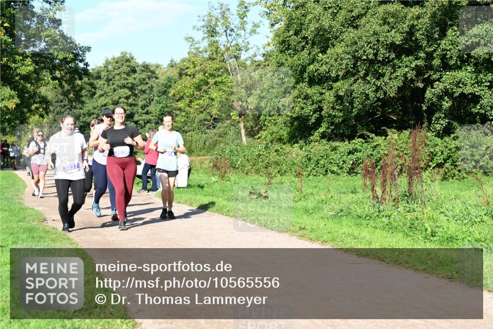 27.09.2026 - 35. Volkslauf durch das schöne Alstertal Dr. Thomas Lammeyer http://msf.ph/oto/10565556 27.09.2026 10:37:45 Laufen 3037, 3038 meine-sportfotos.de