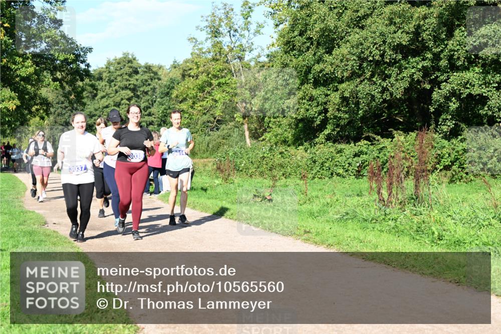 27.09.2026 - 35. Volkslauf durch das schöne Alstertal Dr. Thomas Lammeyer http://msf.ph/oto/10565560 27.09.2026 10:37:45 Laufen 3037, 3038, 3014 meine-sportfotos.de