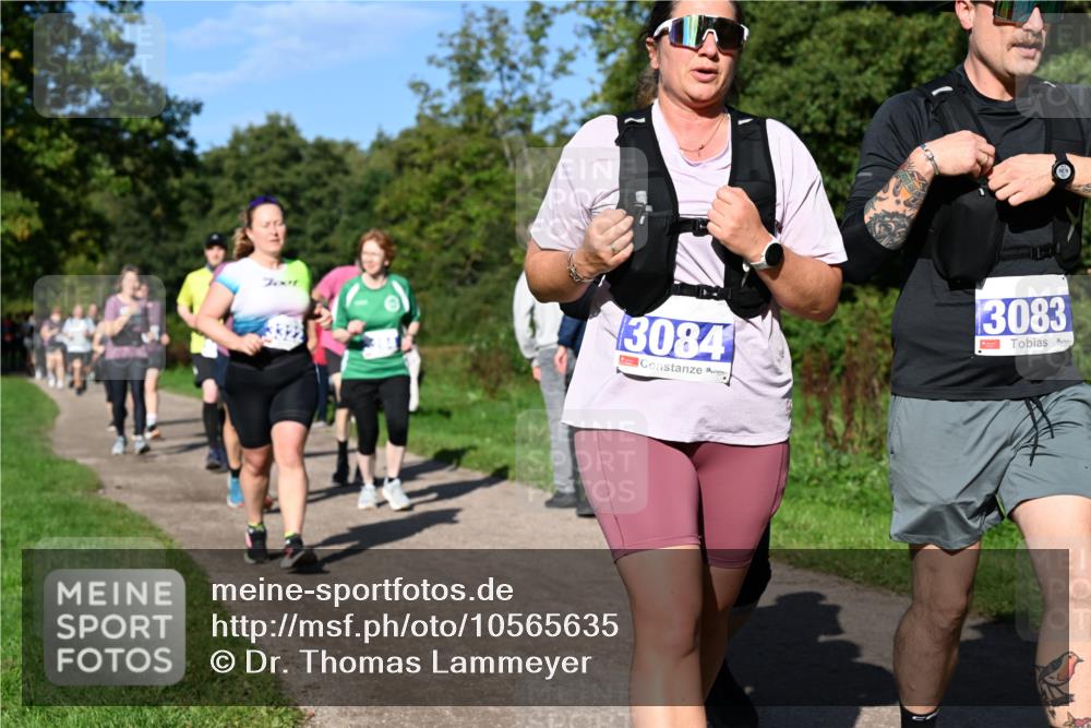 27.09.2026 - 35. Volkslauf durch das schöne Alstertal Dr. Thomas Lammeyer http://msf.ph/oto/10565635 27.09.2026 10:37:53 Laufen 3084, 3083 meine-sportfotos.de