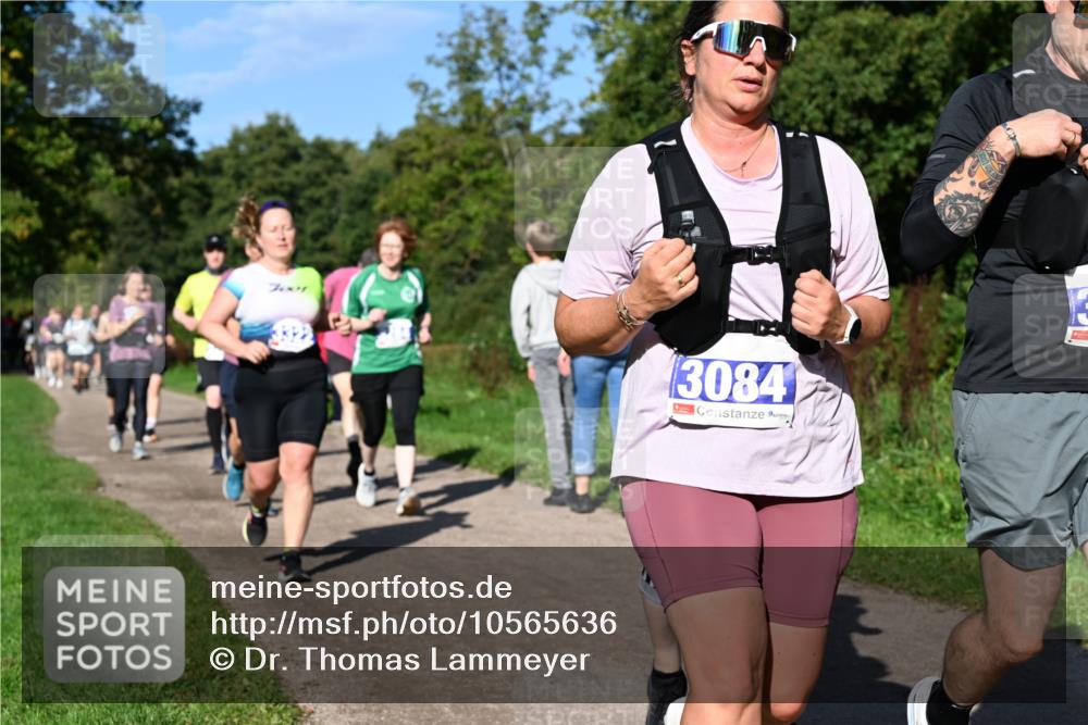27.09.2026 - 35. Volkslauf durch das schöne Alstertal Dr. Thomas Lammeyer http://msf.ph/oto/10565636 27.09.2026 10:37:53 Laufen 3084 meine-sportfotos.de