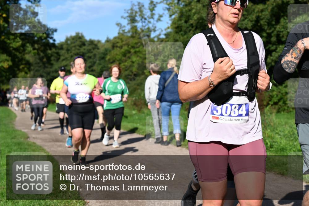 27.09.2026 - 35. Volkslauf durch das schöne Alstertal Dr. Thomas Lammeyer http://msf.ph/oto/10565637 27.09.2026 10:37:53 Laufen 3084 meine-sportfotos.de