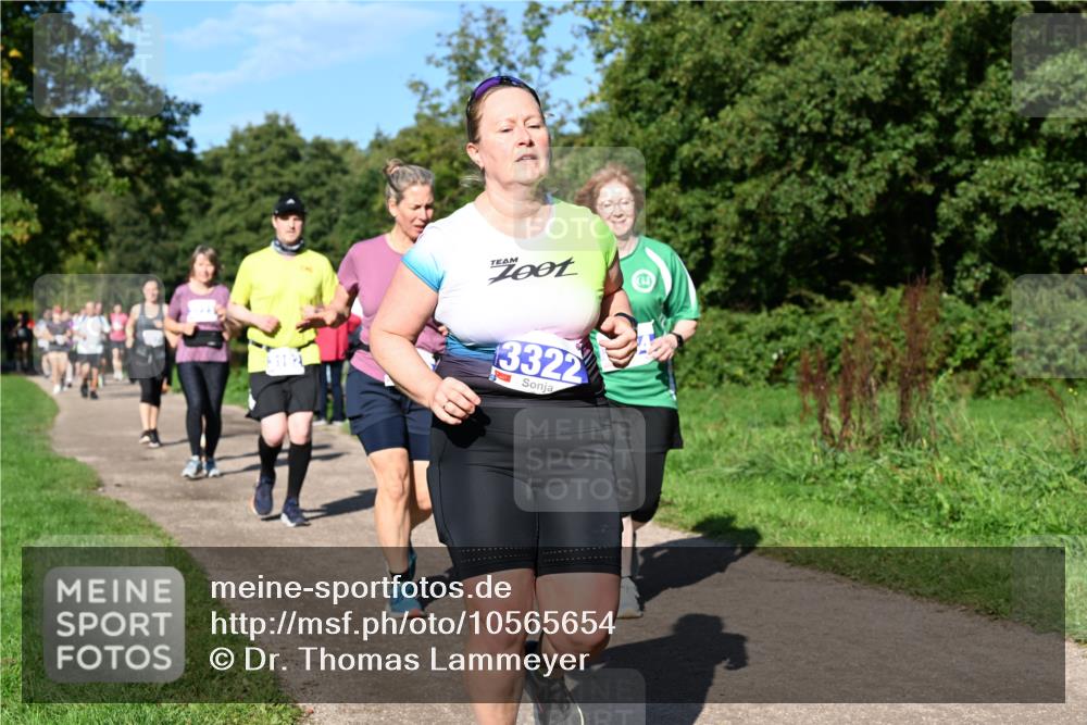 27.09.2026 - 35. Volkslauf durch das schöne Alstertal Dr. Thomas Lammeyer http://msf.ph/oto/10565654 27.09.2026 10:37:55 Laufen 3322 meine-sportfotos.de