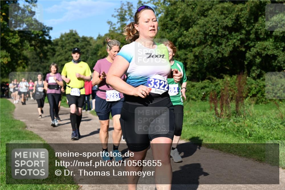 27.09.2026 - 35. Volkslauf durch das schöne Alstertal Dr. Thomas Lammeyer http://msf.ph/oto/10565655 27.09.2026 10:37:55 Laufen 3283, 3322 meine-sportfotos.de