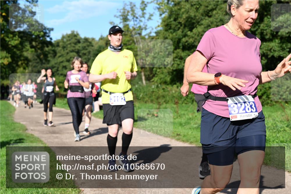 27.09.2026 - 35. Volkslauf durch das schöne Alstertal Dr. Thomas Lammeyer http://msf.ph/oto/10565670 27.09.2026 10:37:57 Laufen 3192, 3283 meine-sportfotos.de
