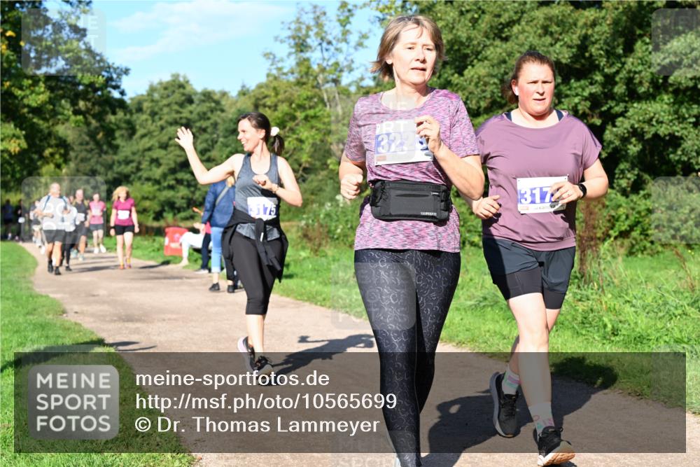27.09.2026 - 35. Volkslauf durch das schöne Alstertal Dr. Thomas Lammeyer http://msf.ph/oto/10565699 27.09.2026 10:38:00 Laufen 3175, 322, 317 meine-sportfotos.de