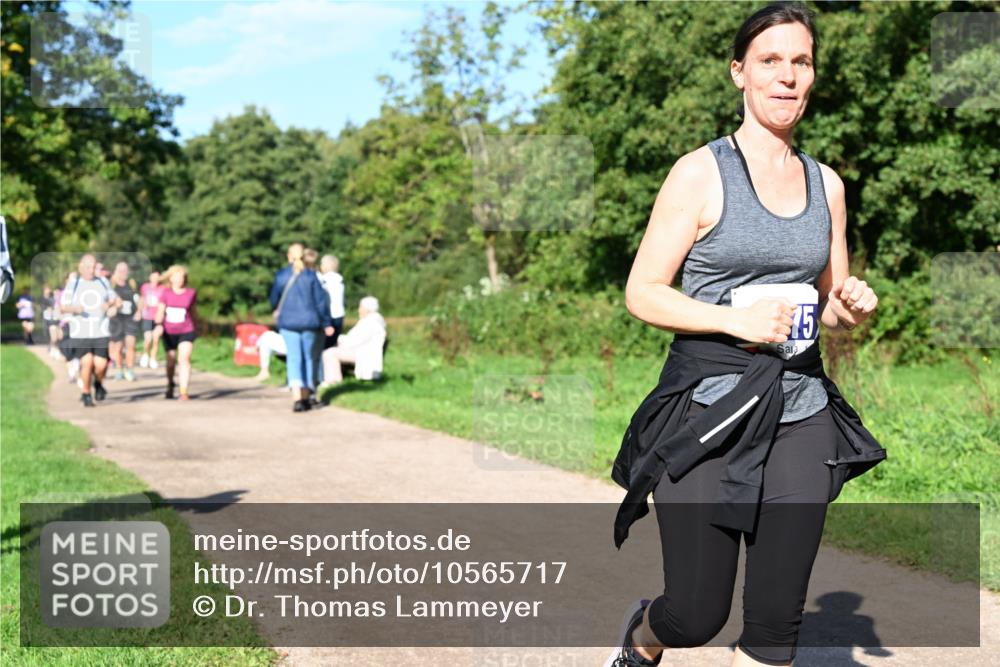 27.09.2026 - 35. Volkslauf durch das schöne Alstertal Dr. Thomas Lammeyer http://msf.ph/oto/10565717 27.09.2026 10:38:02 Laufen 15 meine-sportfotos.de