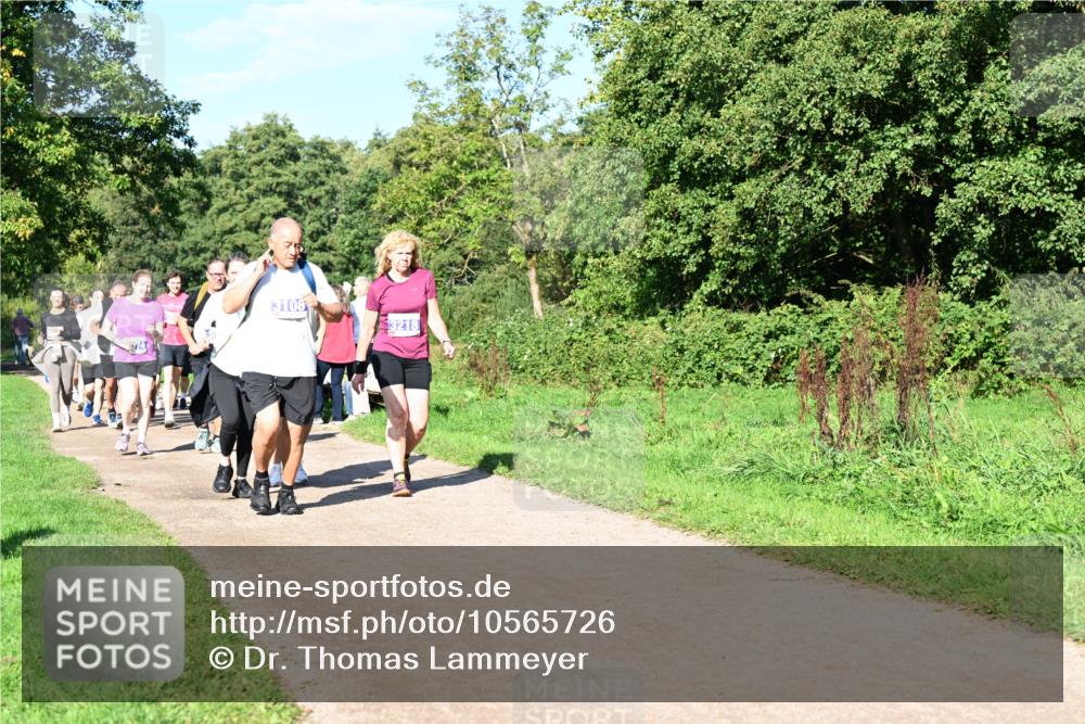 27.09.2026 - 35. Volkslauf durch das schöne Alstertal Dr. Thomas Lammeyer http://msf.ph/oto/10565726 27.09.2026 10:38:07 Laufen 3108, 3218 meine-sportfotos.de
