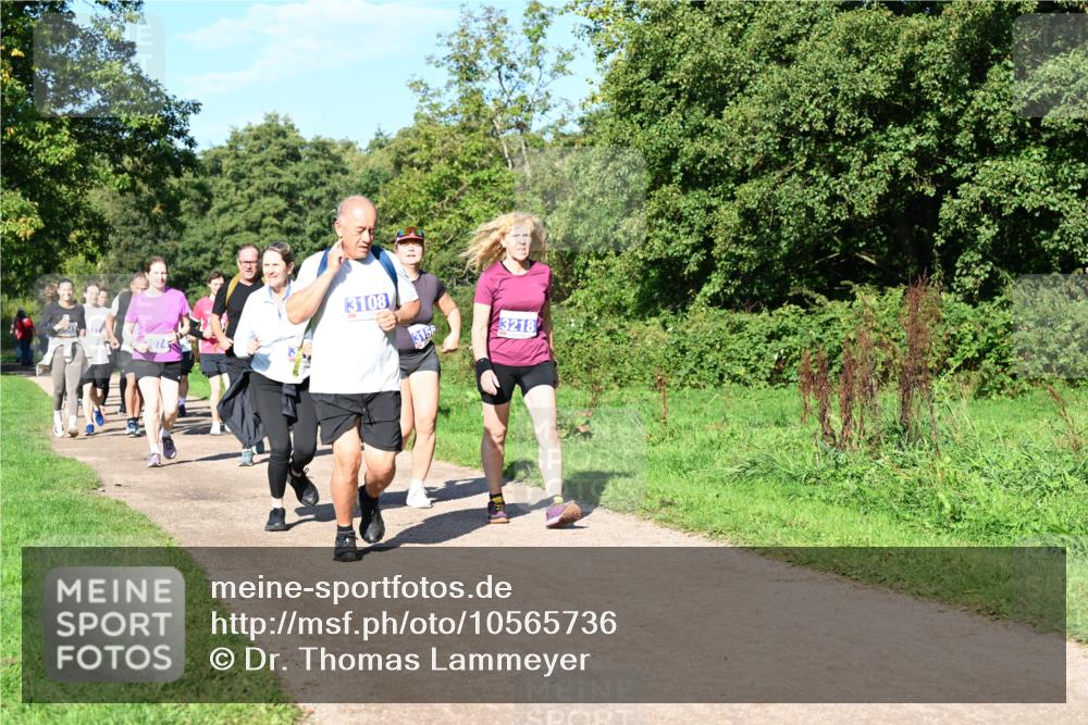 27.09.2026 - 35. Volkslauf durch das schöne Alstertal Dr. Thomas Lammeyer http://msf.ph/oto/10565736 27.09.2026 10:38:08 Laufen 2074, 3108, 3218 meine-sportfotos.de