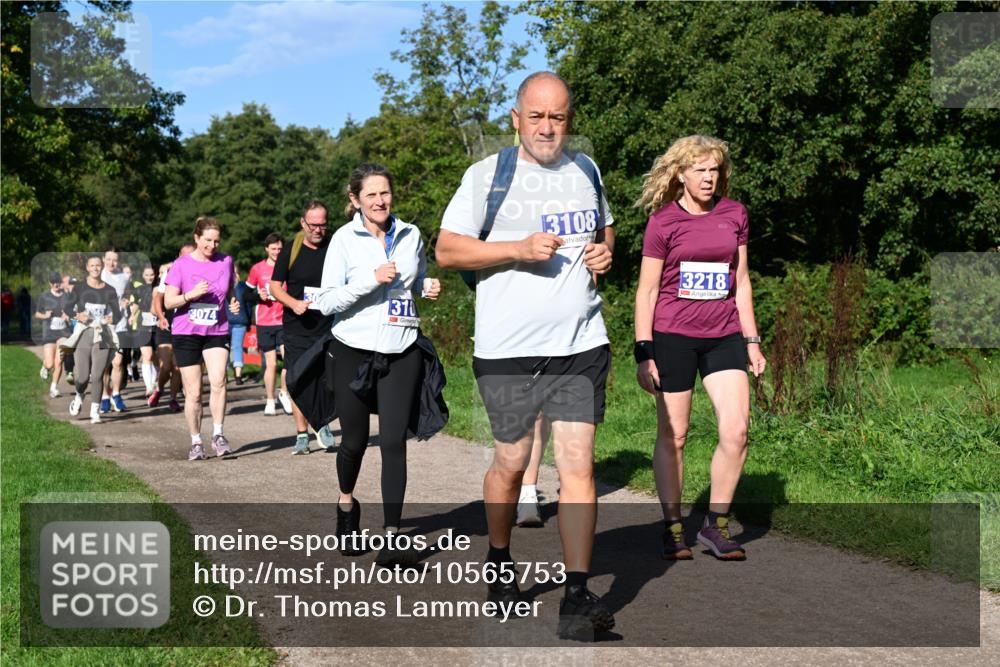 27.09.2026 - 35. Volkslauf durch das schöne Alstertal Dr. Thomas Lammeyer http://msf.ph/oto/10565753 27.09.2026 10:38:10 Laufen 3074, 310, 3108, 3218 meine-sportfotos.de