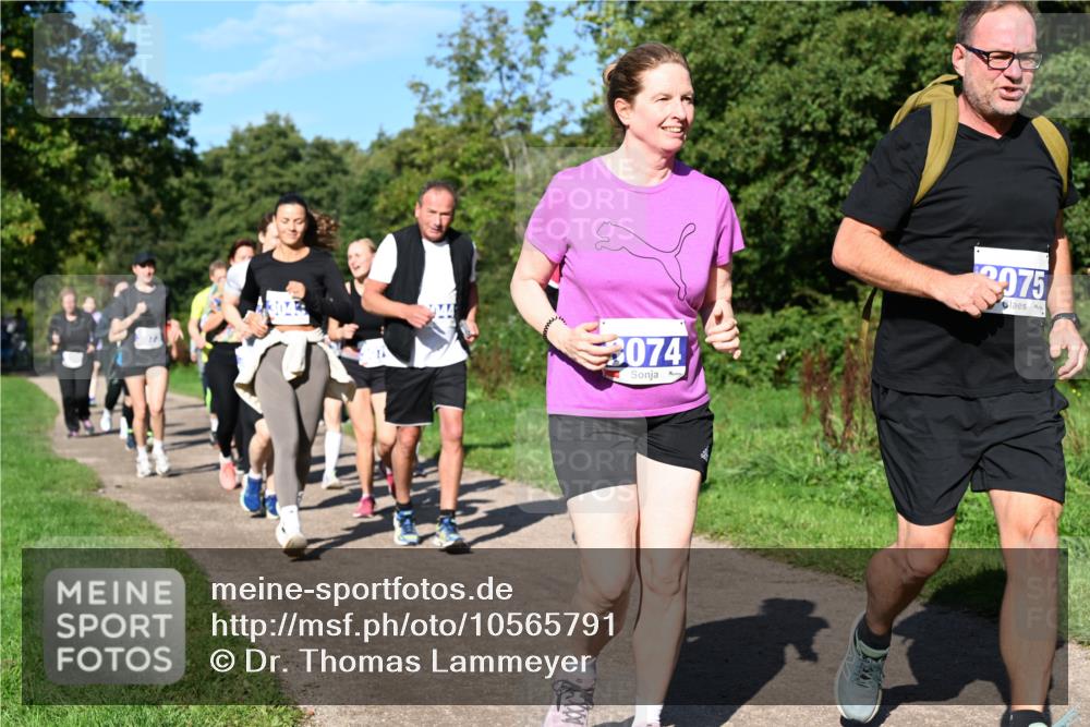 27.09.2026 - 35. Volkslauf durch das schöne Alstertal Dr. Thomas Lammeyer http://msf.ph/oto/10565791 27.09.2026 10:38:14 Laufen 074, 2975 meine-sportfotos.de