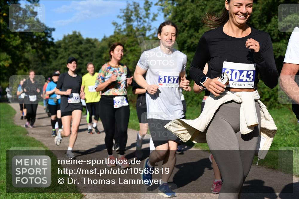 27.09.2026 - 35. Volkslauf durch das schöne Alstertal Dr. Thomas Lammeyer http://msf.ph/oto/10565819 27.09.2026 10:38:17 Laufen 3137, 3043 meine-sportfotos.de