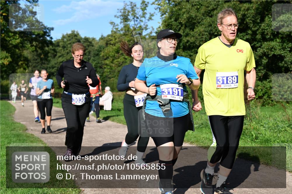 27.09.2026 - 35. Volkslauf durch das schöne Alstertal Dr. Thomas Lammeyer http://msf.ph/oto/10565855 27.09.2026 10:38:21 Laufen 3030, 3189, 322, 3191 meine-sportfotos.de