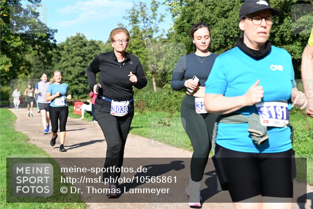 27.09.2026 - 35. Volkslauf durch das schöne Alstertal Dr. Thomas Lammeyer http://msf.ph/oto/10565861 27.09.2026 10:38:22 Laufen 3030, 32, 3191 meine-sportfotos.de