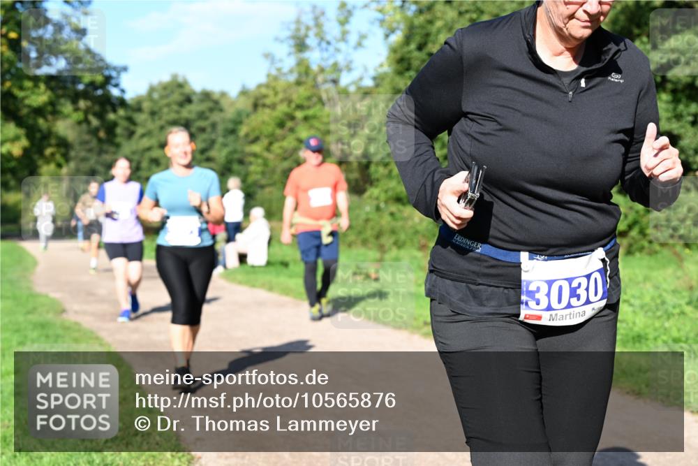 27.09.2026 - 35. Volkslauf durch das schöne Alstertal Dr. Thomas Lammeyer http://msf.ph/oto/10565876 27.09.2026 10:38:24 Laufen 3030 meine-sportfotos.de