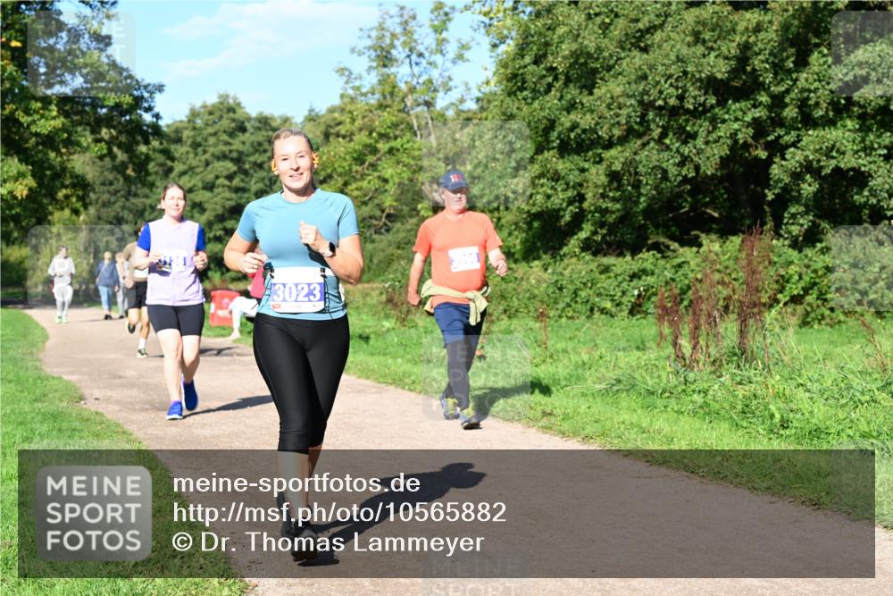 27.09.2026 - 35. Volkslauf durch das schöne Alstertal Dr. Thomas Lammeyer http://msf.ph/oto/10565882 27.09.2026 10:38:25 Laufen 3023 meine-sportfotos.de